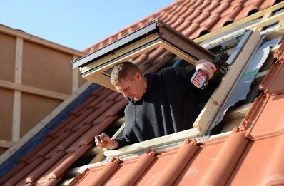Pose de fenêtres de toit Velux à Précigné
